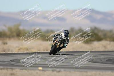 media/Dec-04-2025-Racers Edge (Thu) [[5ebc9f124d]]/3-B Group/2-Session 1 (Turn 4 Entry)/